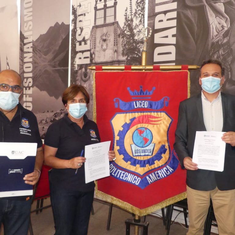FIRMA-CONVENIO-LICEO-AMERICA-2