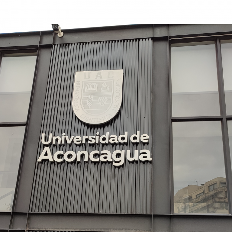 Universidad de Aconcagua