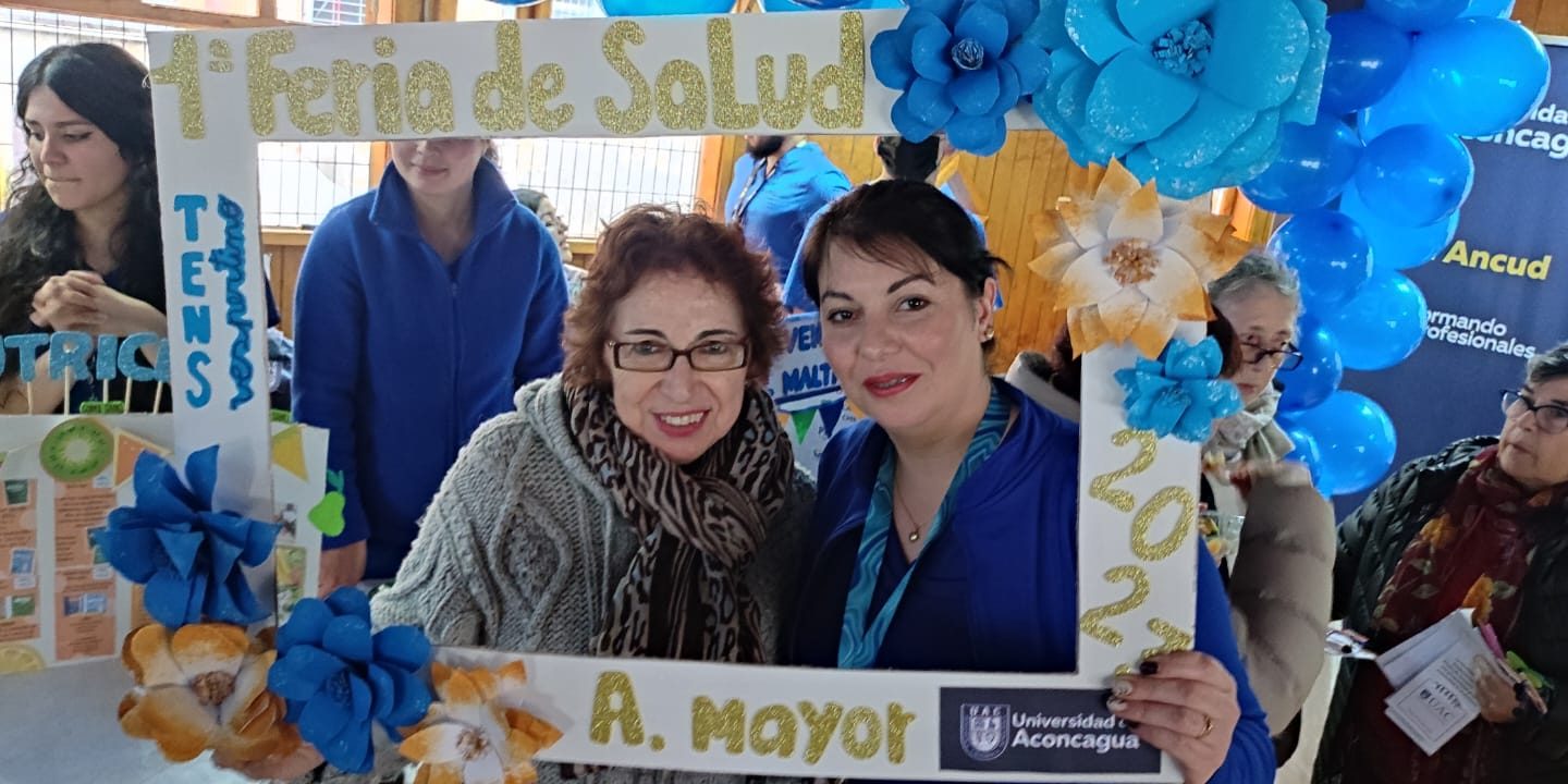 FOTO NOTA FERIA ADULTO MAYOR 1