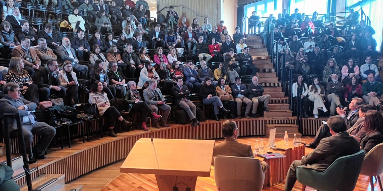 FOTO NOTA SEMINARIO CNA 1